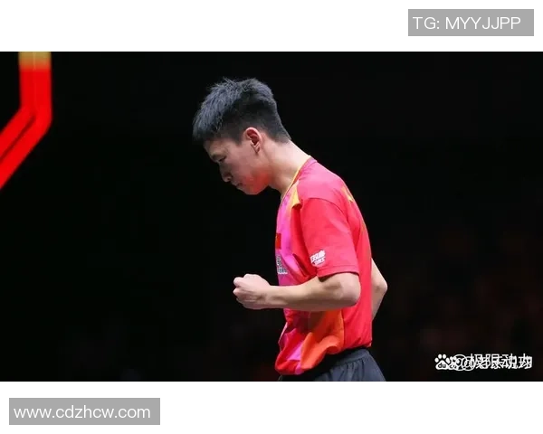 3-2！国乒反转日本夺冠：小将赛后相拥而泣，为集体守住仅有金牌